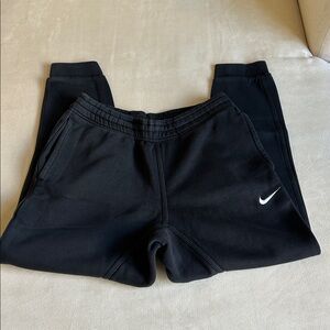 Nike‎ Black Athletic Joggers/Sweatpants White Embroidered Swoosh Men’s Size M